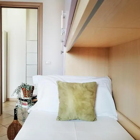Holihome_nina - Meraviglioso, 50m Dal Mare 托尔托雷托